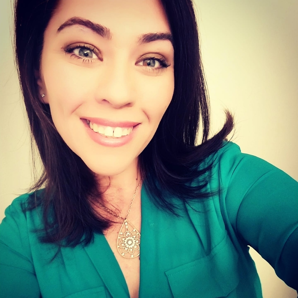 Meet your Posher, Danielle